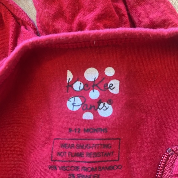 Kic Kee Pants girl zip pajama 9 to 12 mo ruffle long sleeve and bottom berry red - Picture 9 of 9